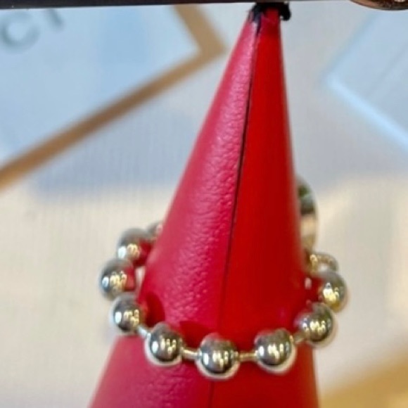 NWT! Gucci Boule Toggle Heart Ring - Picture 4 of 4